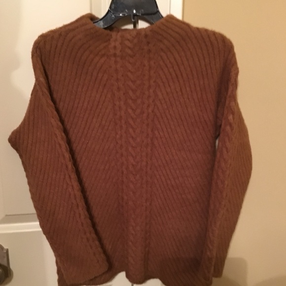 Great Kinnucan’s NWOT sweater - Picture 1 of 3